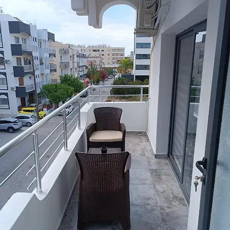Cem's 2 Bedroom Famagusta Centre Daire