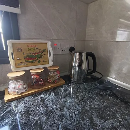 Cem's 2 Bedroom Famagusta Centre Daire *